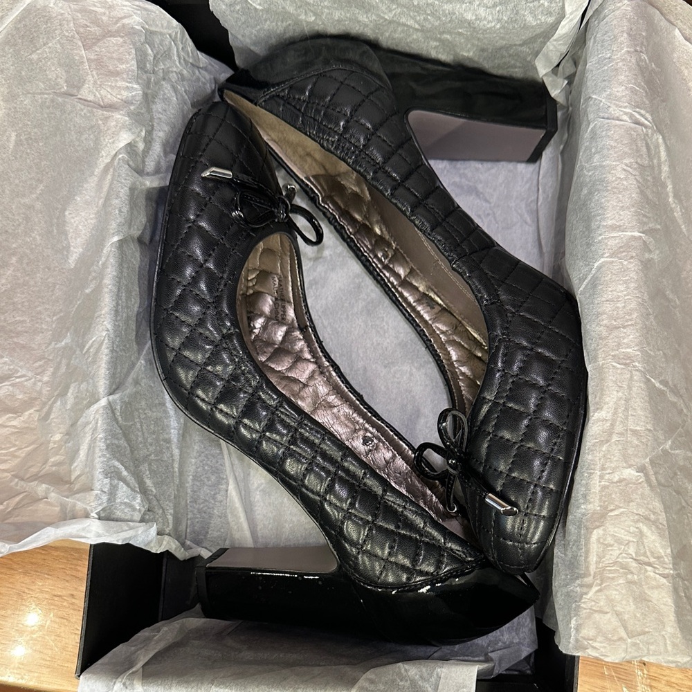 Tahari Black Quilted Heels with Bow